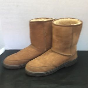 Men’s uggs size 11